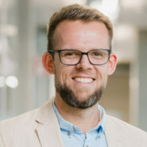 Dr. Benjamin Eggeling